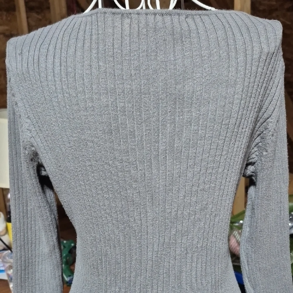 Gray Ribbed Women's Sweater - Picture 5 of 7
